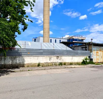 Снимка 2 — Промишлена сграда в Стара Загора, Център