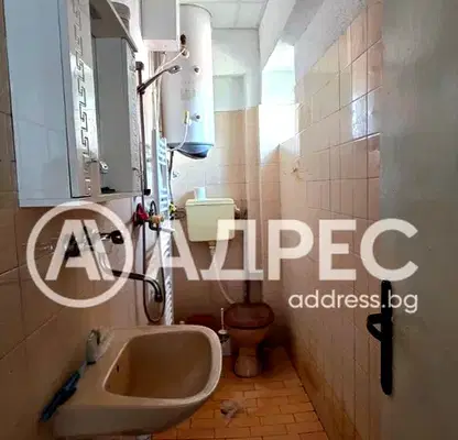 Photo 2 — Floor of House in Oblast Plovdiv, Banya