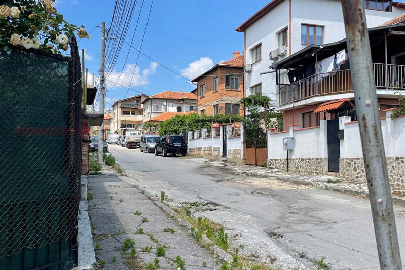 Етаж от къща в Добрич, Автогара