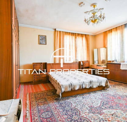 Photo 3 — Floor of House in област София, Etropole
