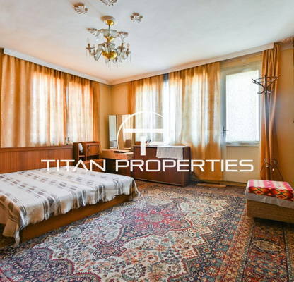 Photo 4 — Floor of House in област София, Etropole