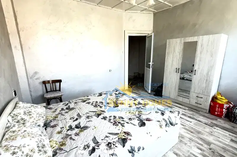 Floor of House in Oblast Veliko Tyrnovo, Gorna Oryahovica