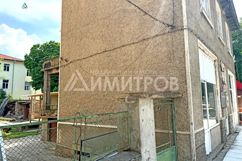 Floor of House in Oblast Shumen, Kaspichan