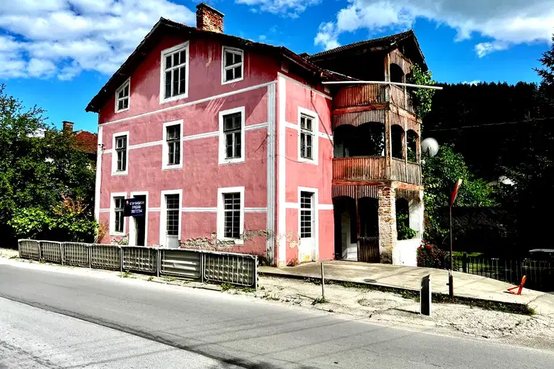 Floor of House in област София, Momin Prohod
