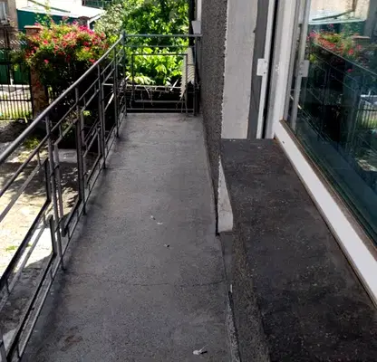 Photo 4 — Floor of House in Pernik, Draganovec