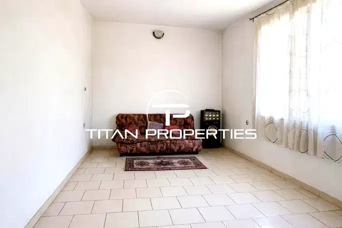 Floor of House in Plovdiv, Kyuchuk Parij