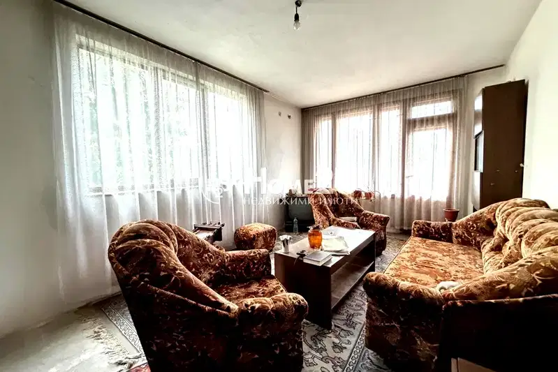 Floor of House in Plovdiv, Proslav