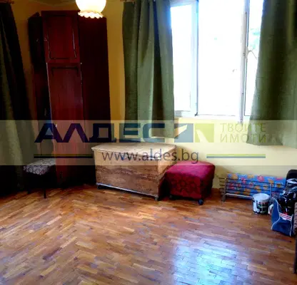 Photo 4 — Floor of House in Kokalyane