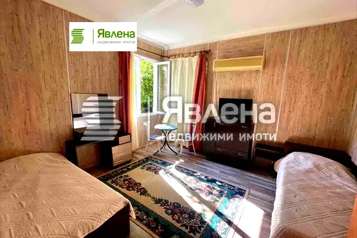 Floor of House in Sofia, Oborishte