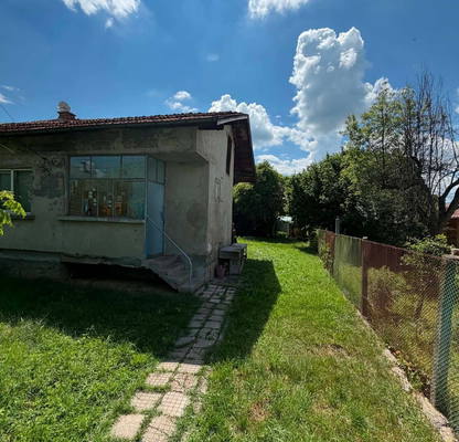 Photo 2 — House in Oblast Pernik, Batanovci