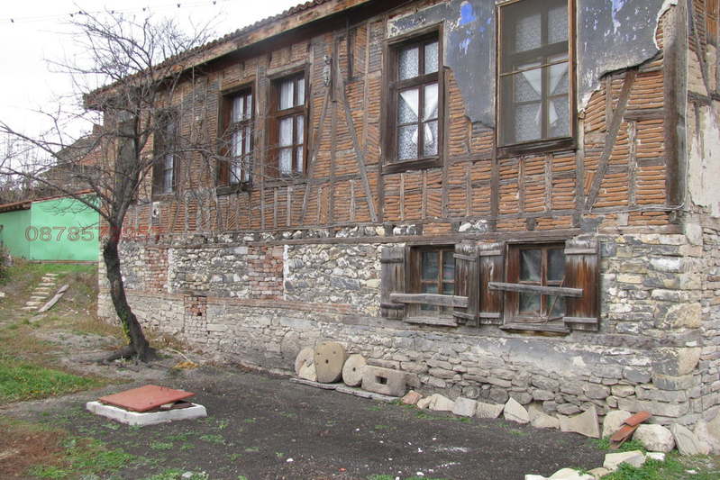 Къща в Стара Загора, Чирпан
