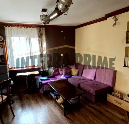 Photo 4 — House in Dobrich, Centyr