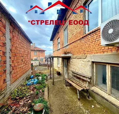 Photo 2 — House in Dobrich, Hristo Botev