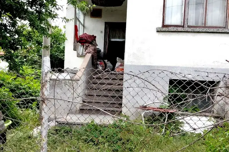 House in област София, Dolna Banya