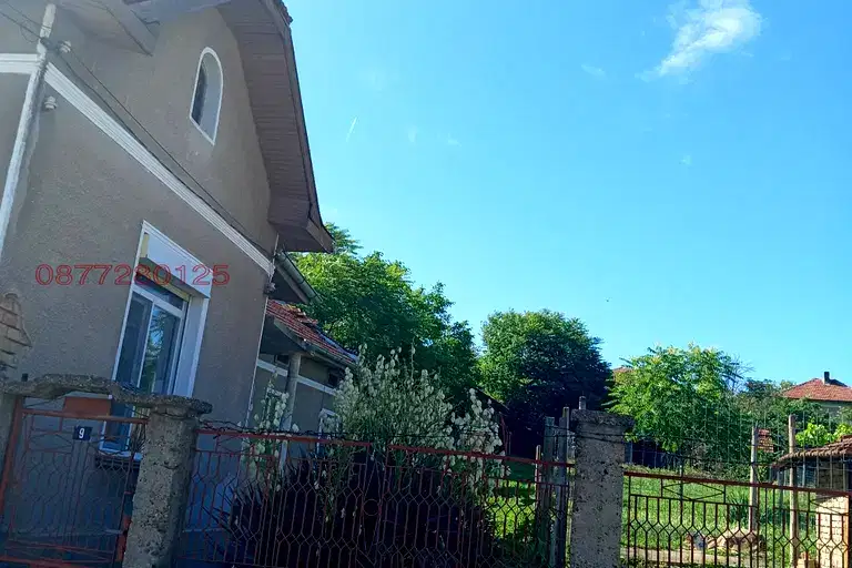 House in Oblast Pleven, Dolna Mitropoliya