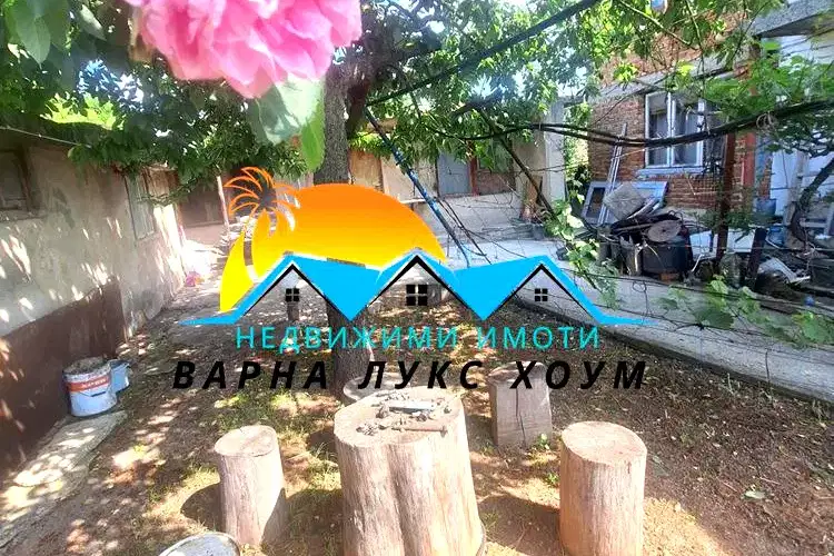 Къща във Варна, Долни чифлик