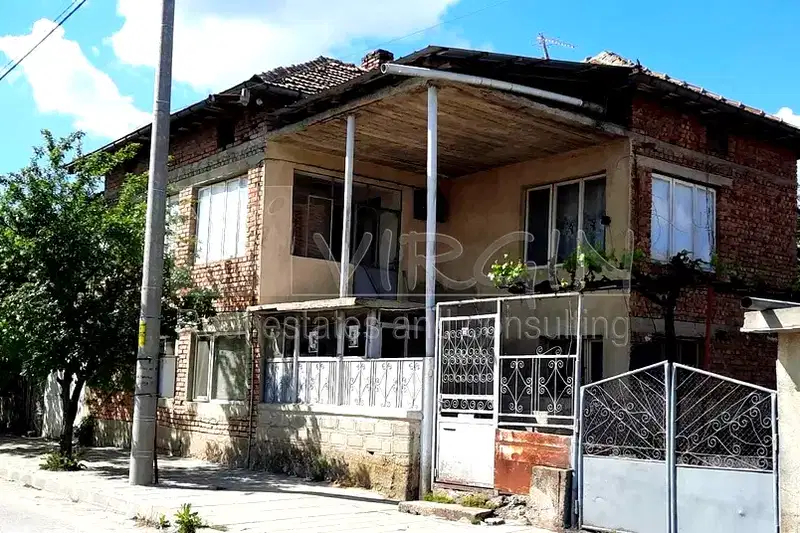 Къща във Варна, Дългопол