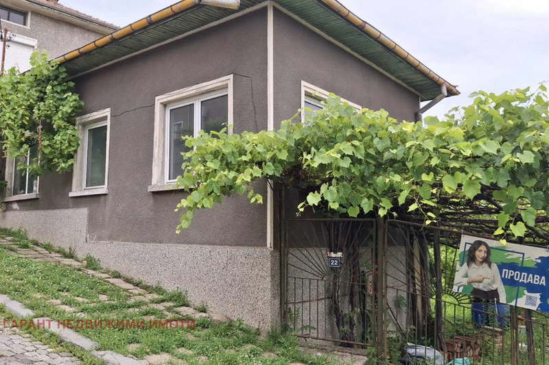 House in Gabrovo, Hadjiconev Most