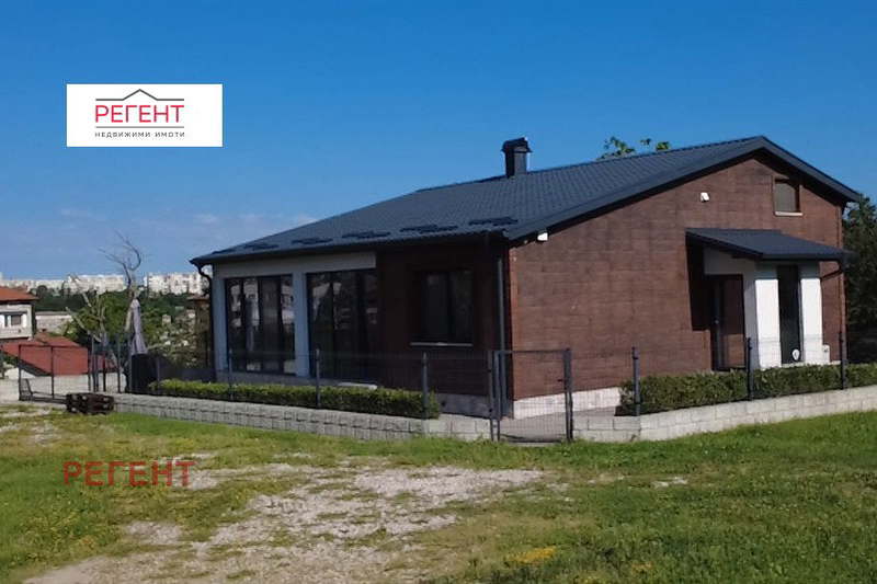 House in Gabrovo, Tlychnici