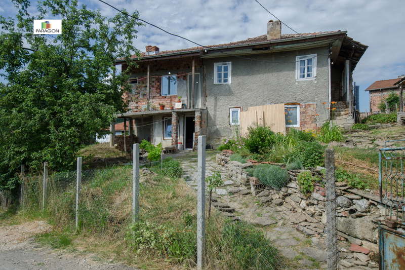 House in Gabrovo, Velchevci