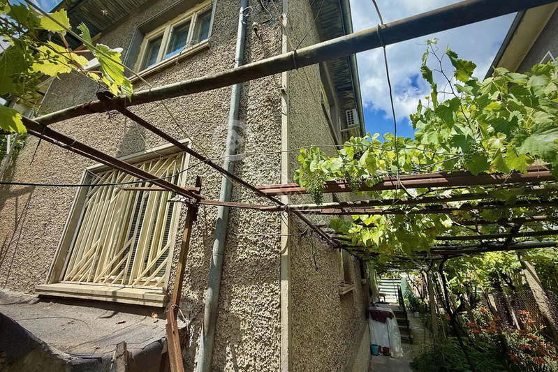 House in Oblast Veliko Tyrnovo, Gorna Oryahovica