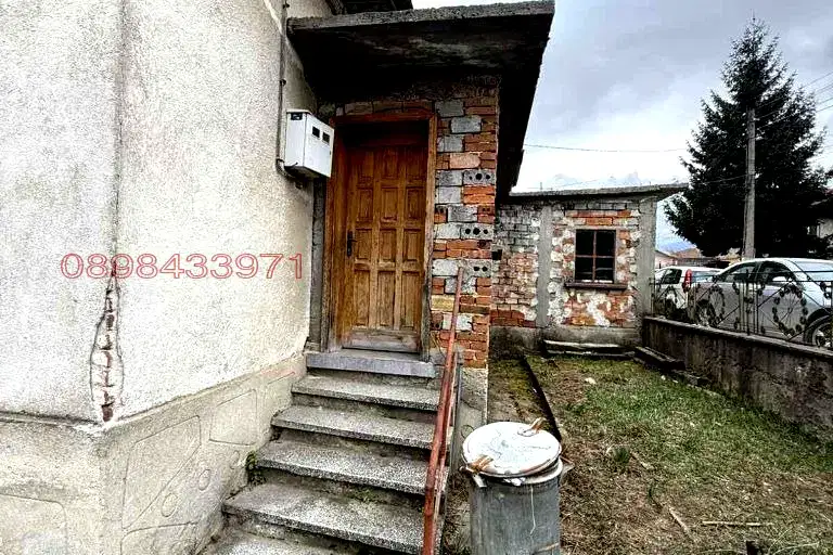 House in Sofia, Kostenec