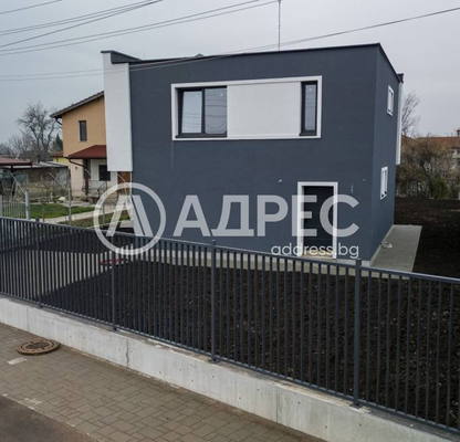 Photo 2 — House in област София, Kostinbrod