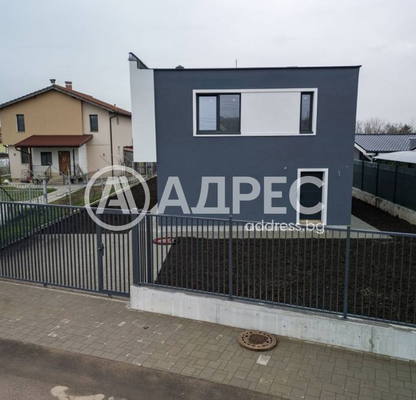 Photo 3 — House in област София, Kostinbrod