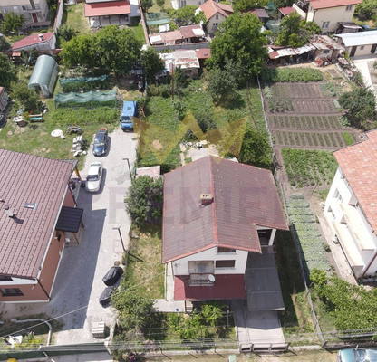 Photo 2 — House in област София, Kostinbrod