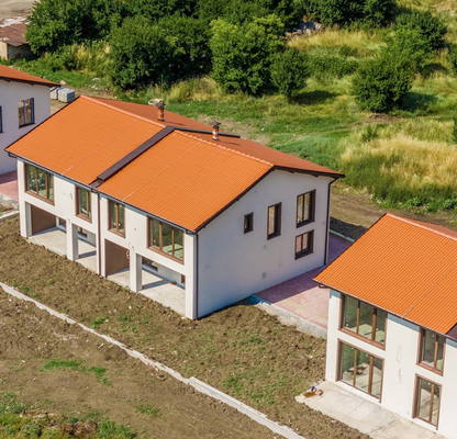 Photo 3 — House in област София, Kostinbrod
