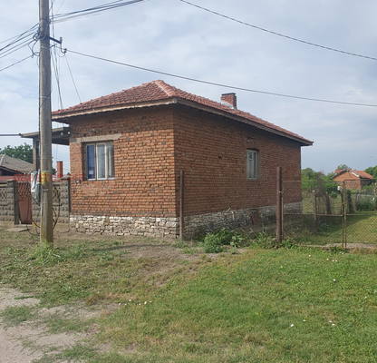 Снимка 4 — Къща в Русе, Мартен