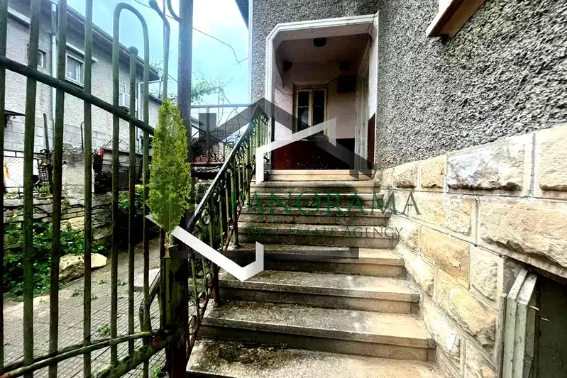 House in Oblast Shumen, Novi Pazar
