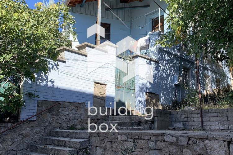 House in Plovdiv, Centyr