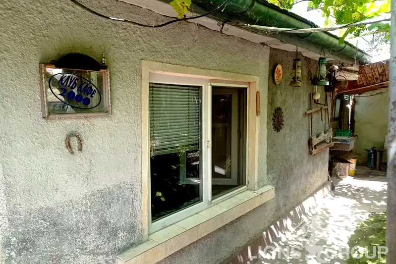 Къща във Варна, Провадия