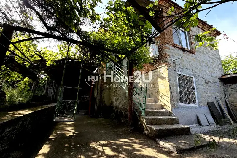 House in Oblast Varna, Avren