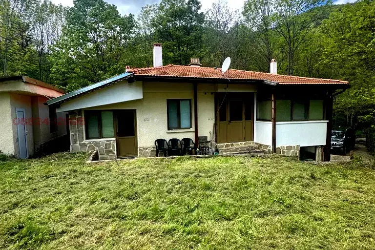 House in Oblast Stara Zagora, Borushtica