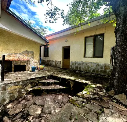 Снимка 3 — Къща в Стара Загора, с. Борущица