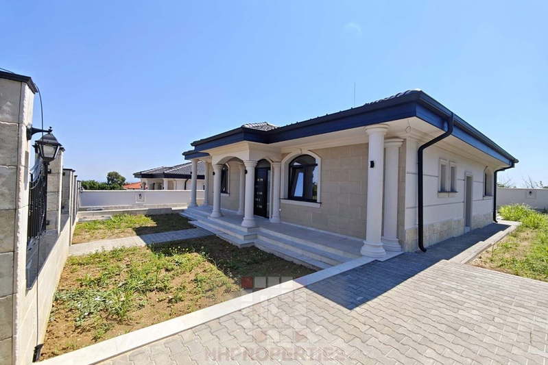 Къща в Пловдив, с. Брестник