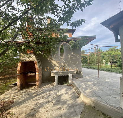 Снимка 4 — Къща в Пловдив, с. Брестник