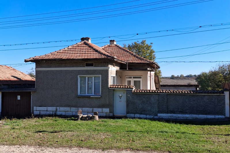 Къща в Разград, с. Брестовене