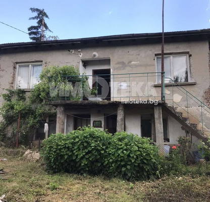 Photo 3 — House in област София, Cacarovci