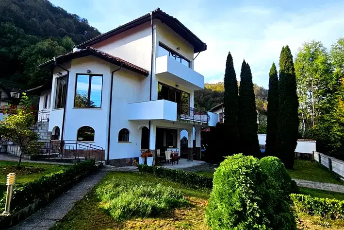 House in Lovech, Divchovoto