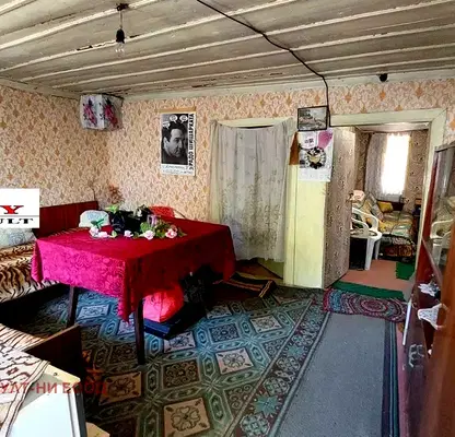 Снимка 4 — Къща във Велико Търново, с. Драганово