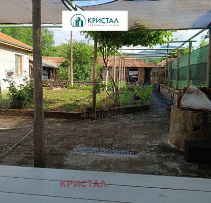 Снимка 4 — Къща в Пловдив, с. Драгойново