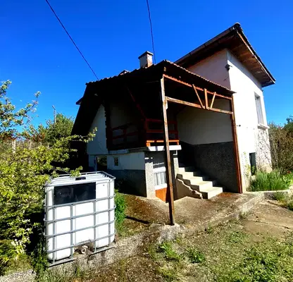 Photo 3 — 3-room house in Dvorishte village, Kyustendil region with garage