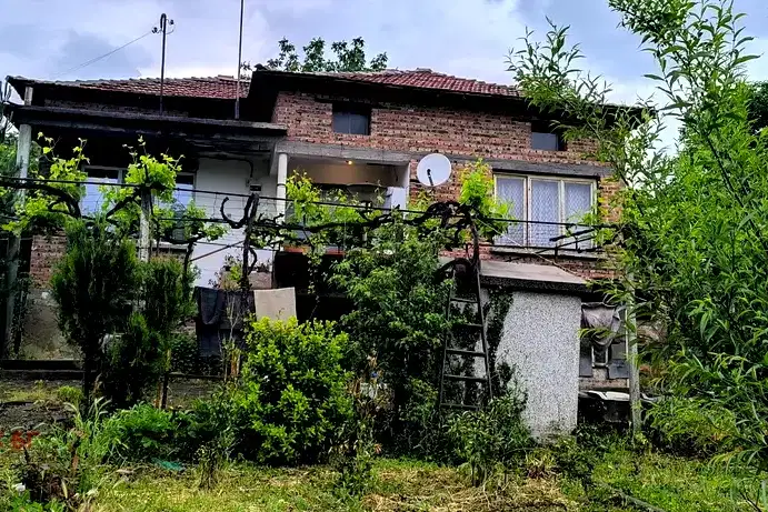 Къща в Стара Загора, с. Дълбоки