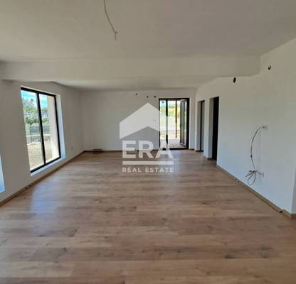 Photo 4 — House in Oblast Dobrich, Ezerec