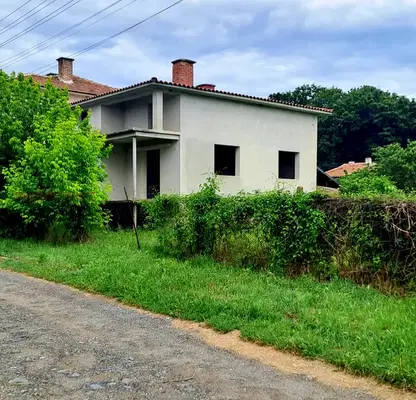 Снимка 2 — Къща в Стара Загора, с. Габарево