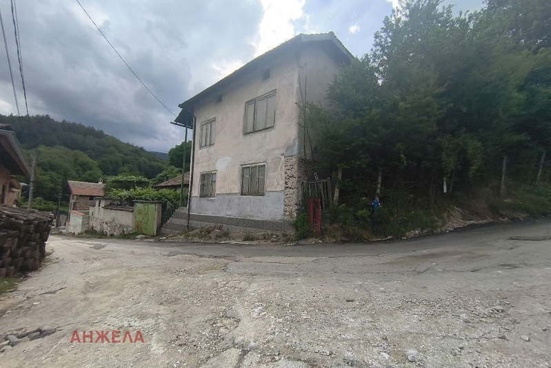 Къща в Пазарджик, с. Габровица