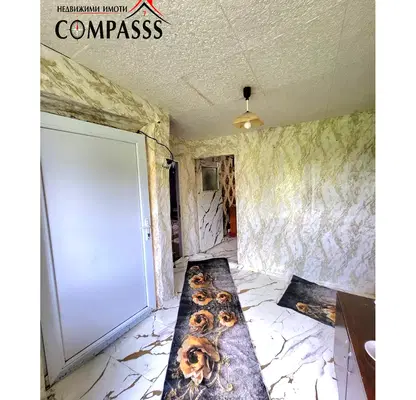Photo 2 — 3-room house in General Kolevo village, Dobrich region with yard